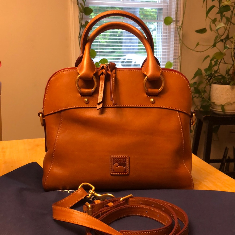 Dooney & Bourke Florentine Cameron Satchel - excellent condition